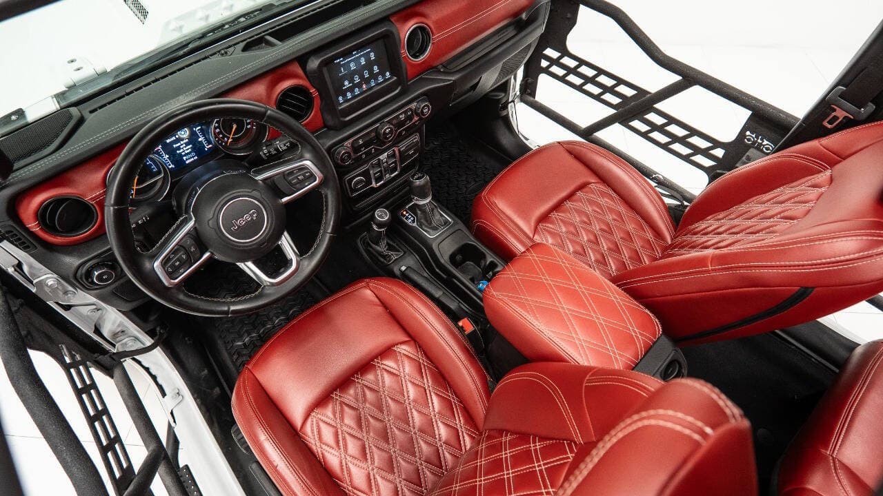 2020 JEEP WRANGLER in White, photo 22 of 23