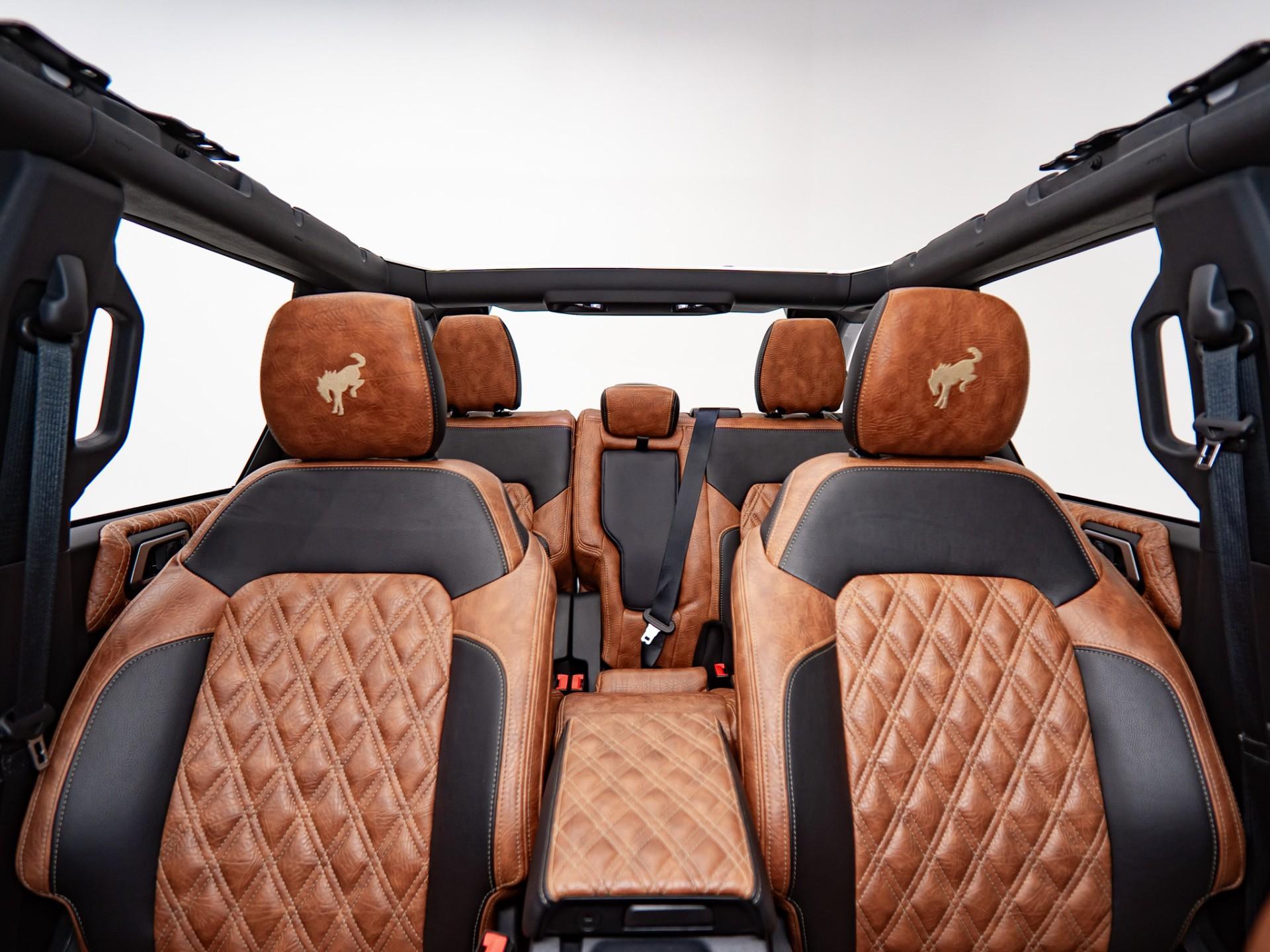 2025 FORD BRONCO 4X4 in Green, photo 23 of 60