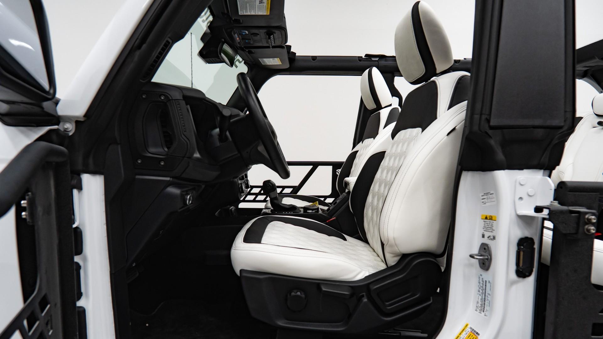 2025 FORD BRONCO in White, photo 37 of 45