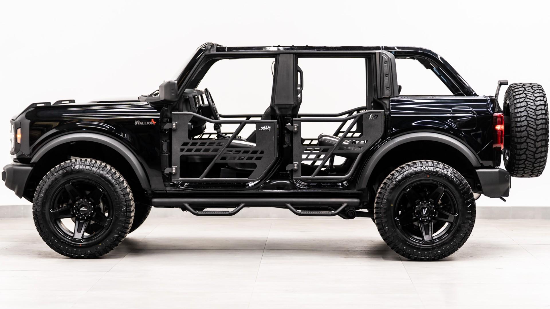 2025 FORD BRONCO in Black, photo 16 of 44