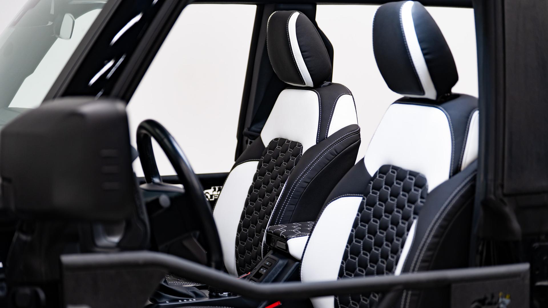 2025 FORD BRONCO in Black, photo 33 of 44