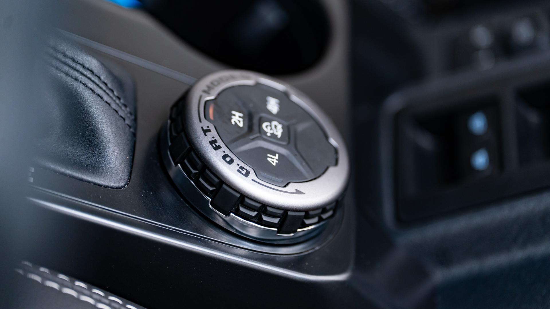 2025 FORD BRONCO in Black, photo 34 of 44