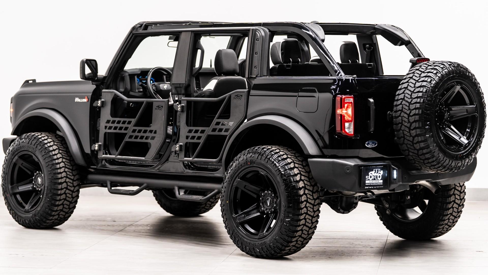 2025 FORD BRONCO in Black, photo 15 of 44