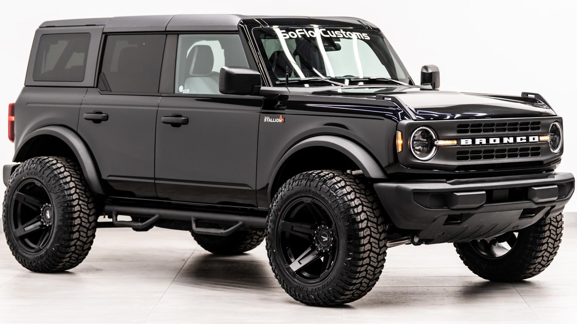2025 FORD BRONCO in Black, photo 6 of 44