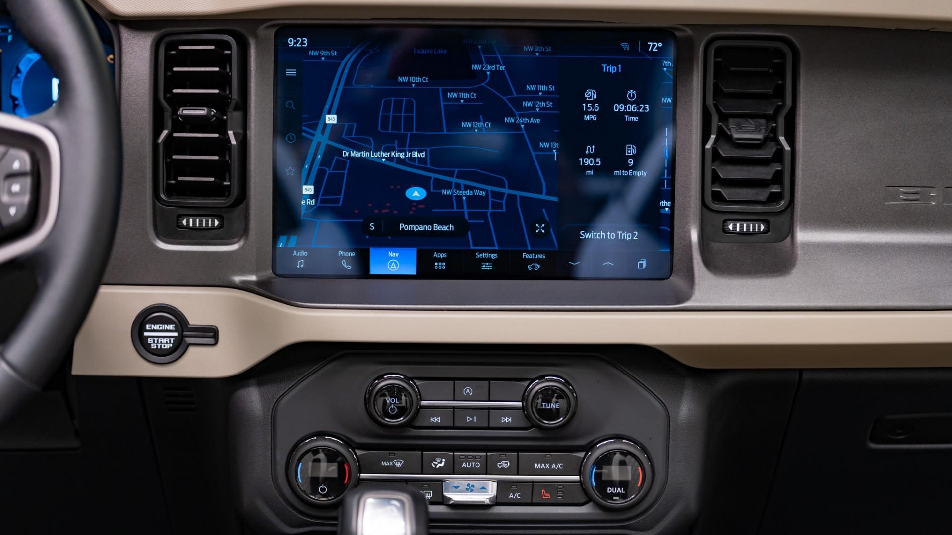 2025 FORD BRONCO in White, photo 42 of 45