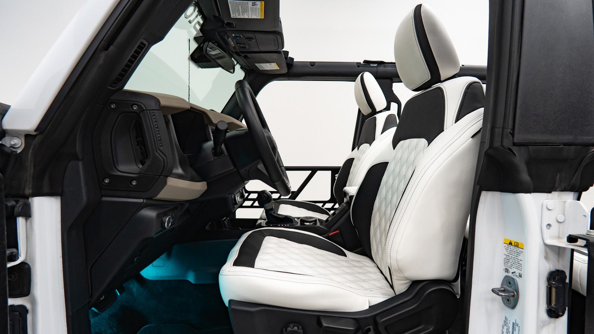 2025 FORD BRONCO in White, photo 31 of 45