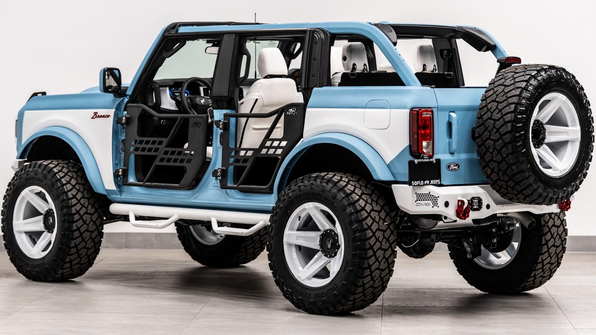 2025 FORD BRONCO in Baby Blue, photo 28 of 48
