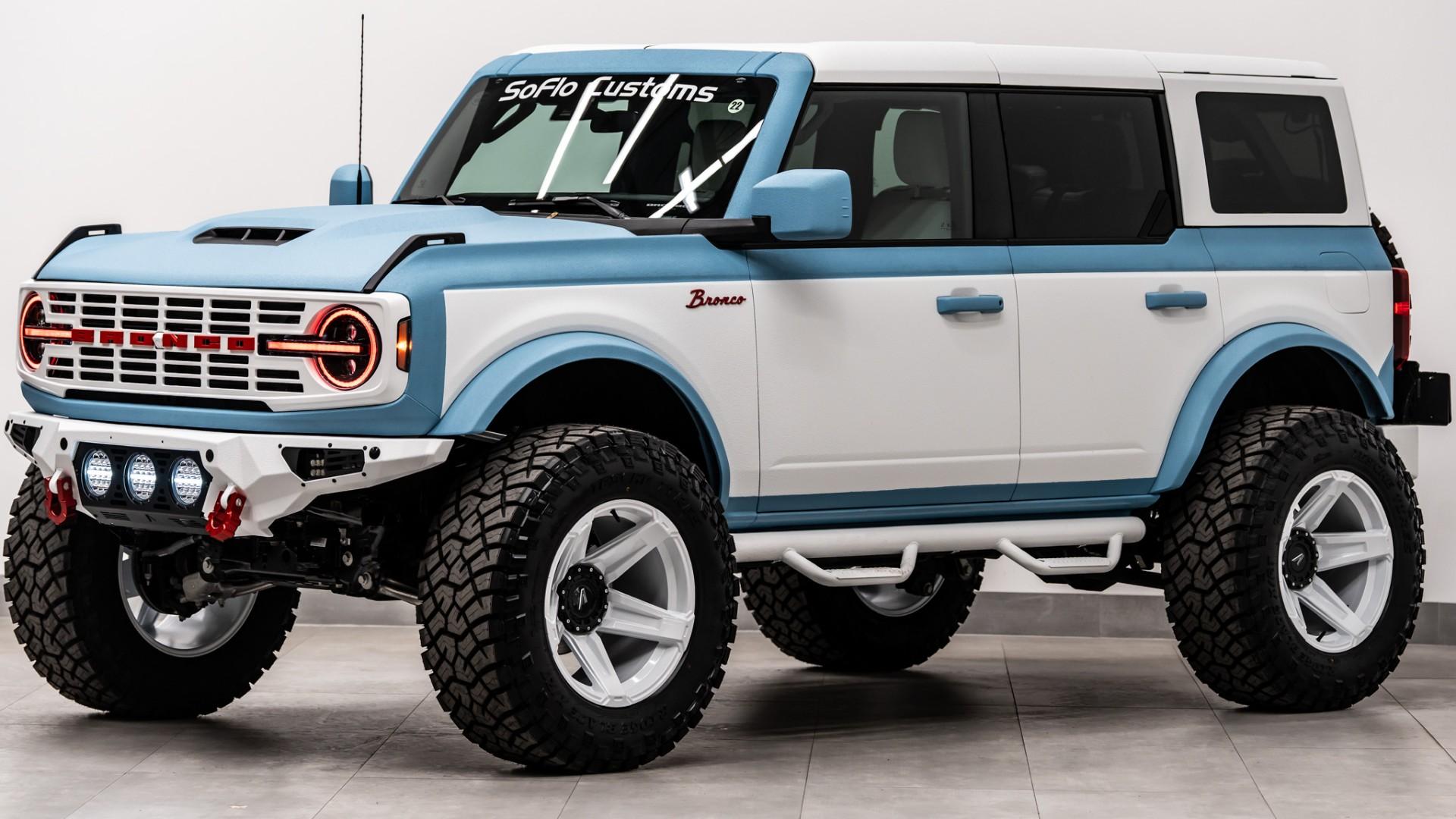 2025 FORD BRONCO in Baby Blue, photo 17 of 48