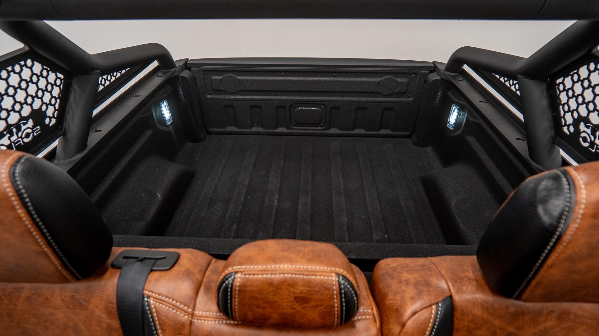 2026 JEEP GLADIATOR 4X4 in Black, photo 37 of 60