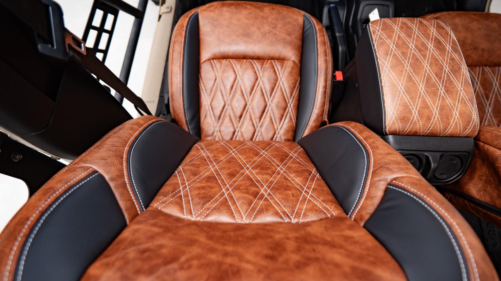 2026 JEEP GLADIATOR in Tan, photo 40 of 60