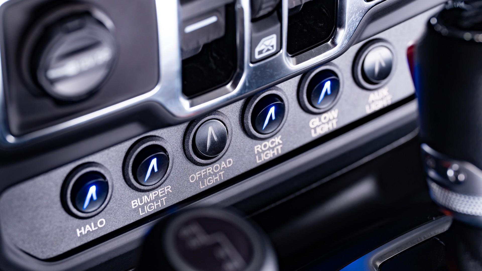 2026 JEEP GLADIATOR in Tan, photo 55 of 60