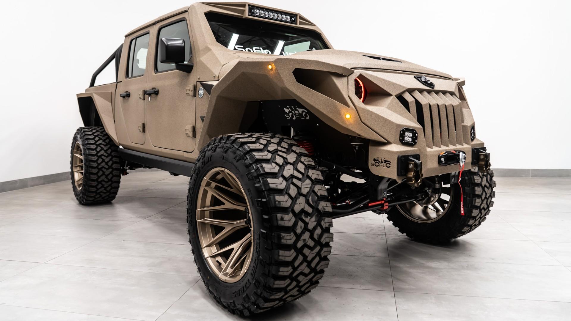 2026 JEEP GLADIATOR in Tan, photo 5 of 60