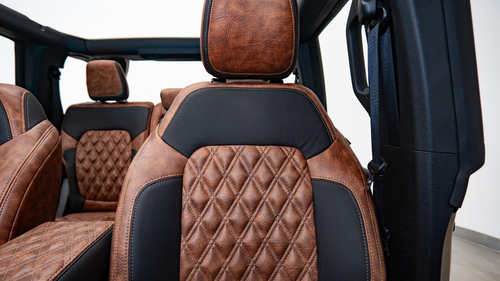 2026 FORD BRONCO in Tan, photo 38 of 50