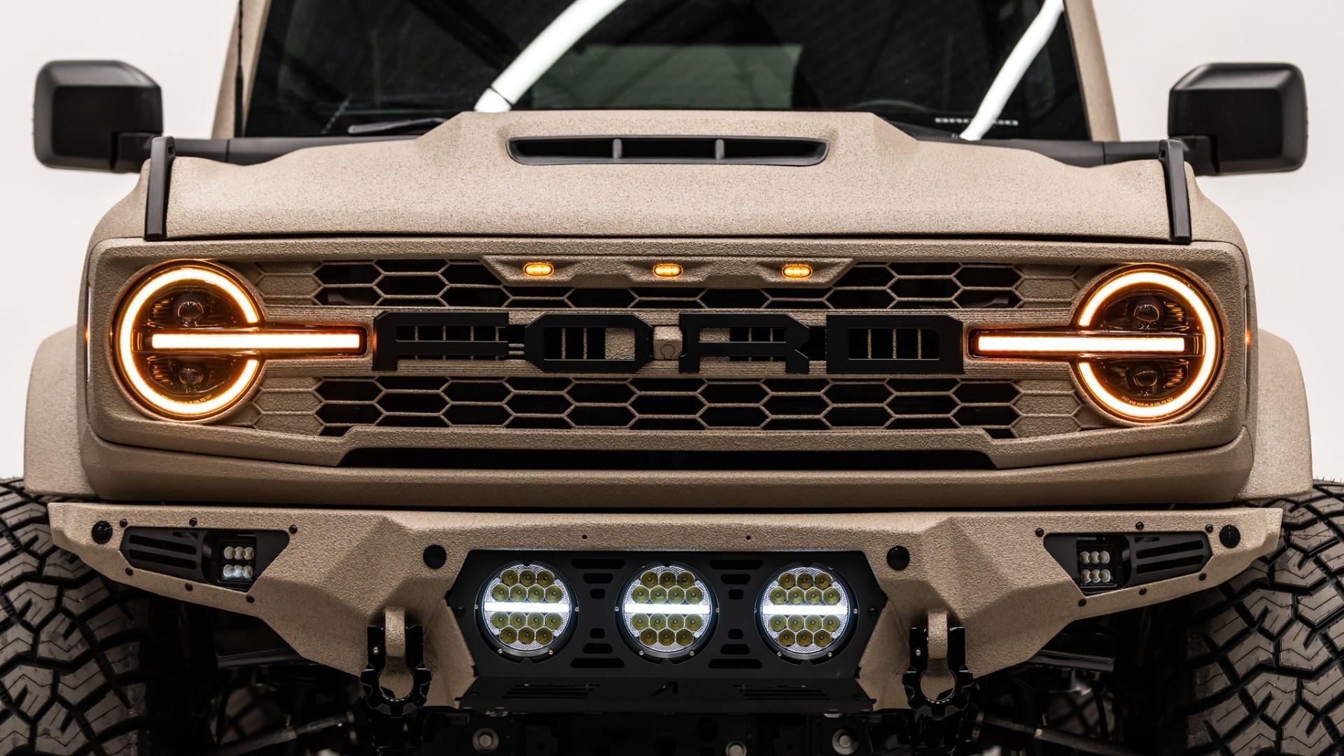 2026 FORD BRONCO in Tan, photo 20 of 50
