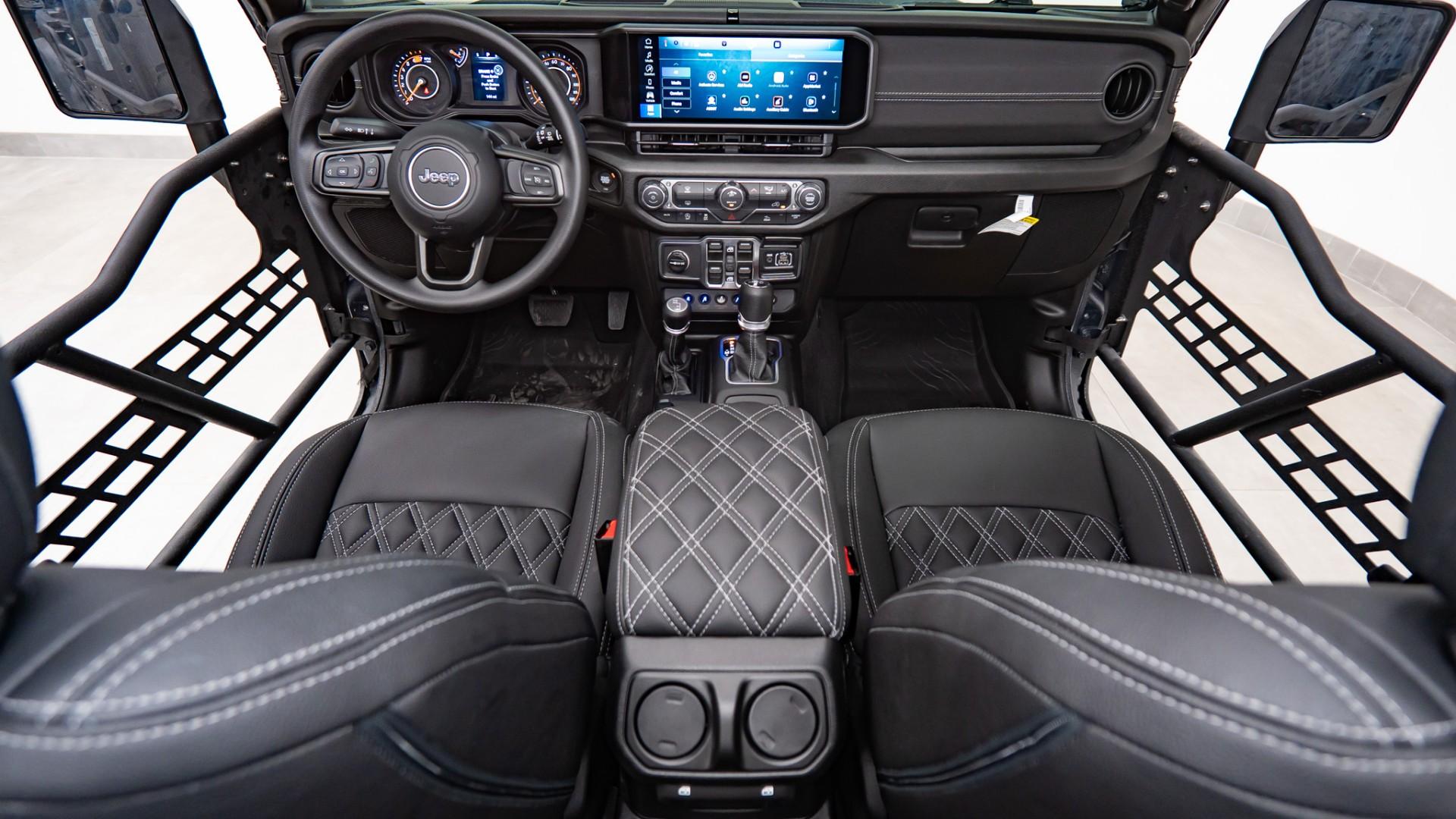2026 JEEP WRANGLER 4X4 in Gray, photo 3 of 57
