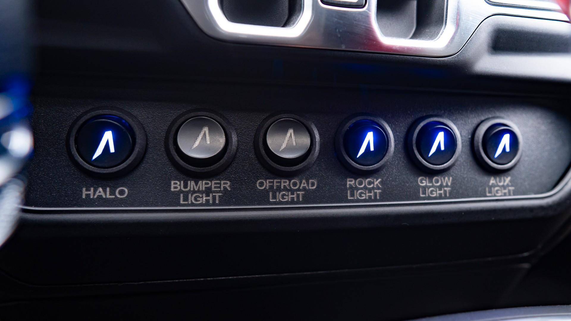 2026 JEEP WRANGLER 4X4 in Black, photo 54 of 59