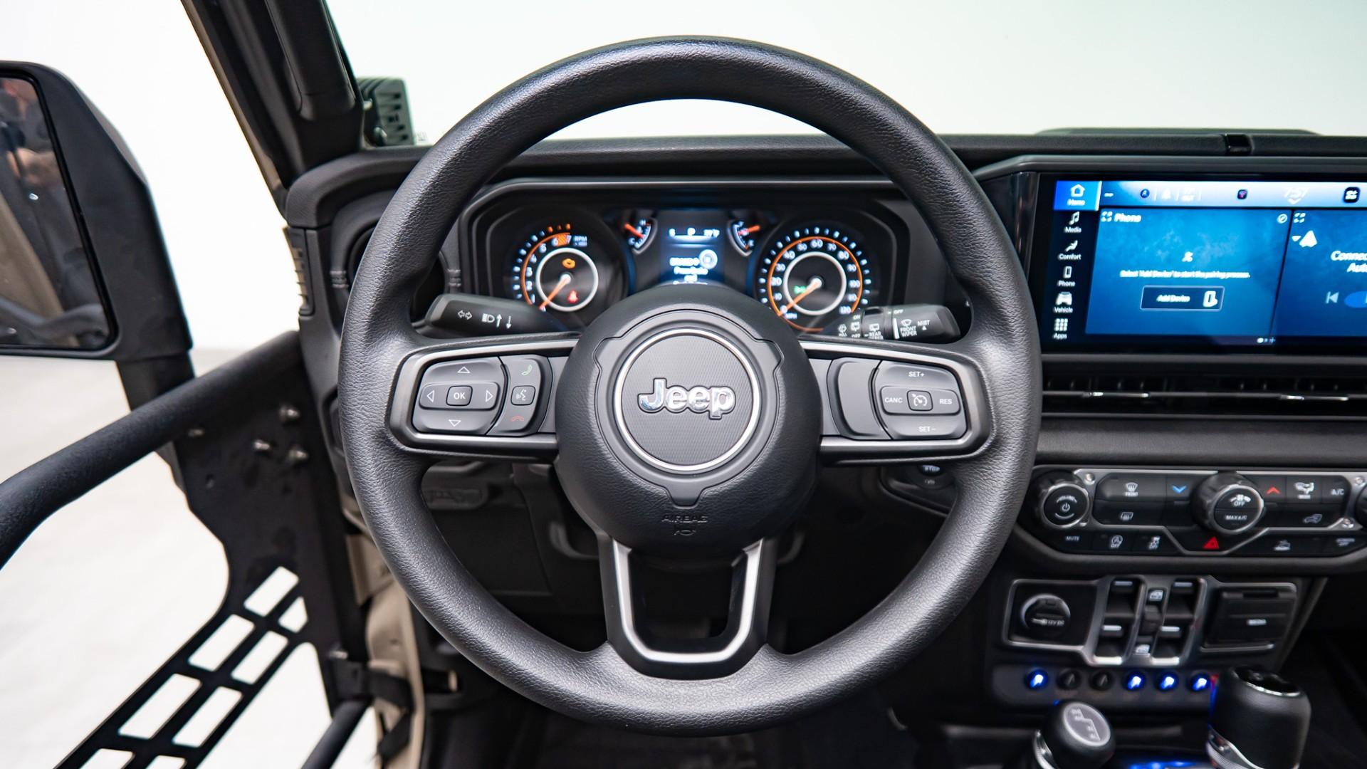 2026 JEEP WRANGLER 4X4 in Tan, photo 34 of 59