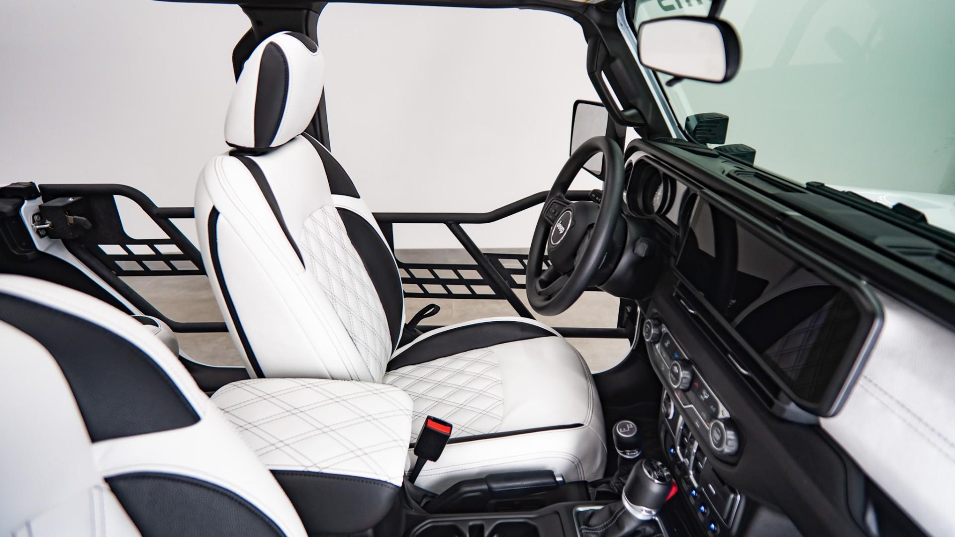 2026 JEEP WRANGLER 4X4 in White, photo 30 of 59