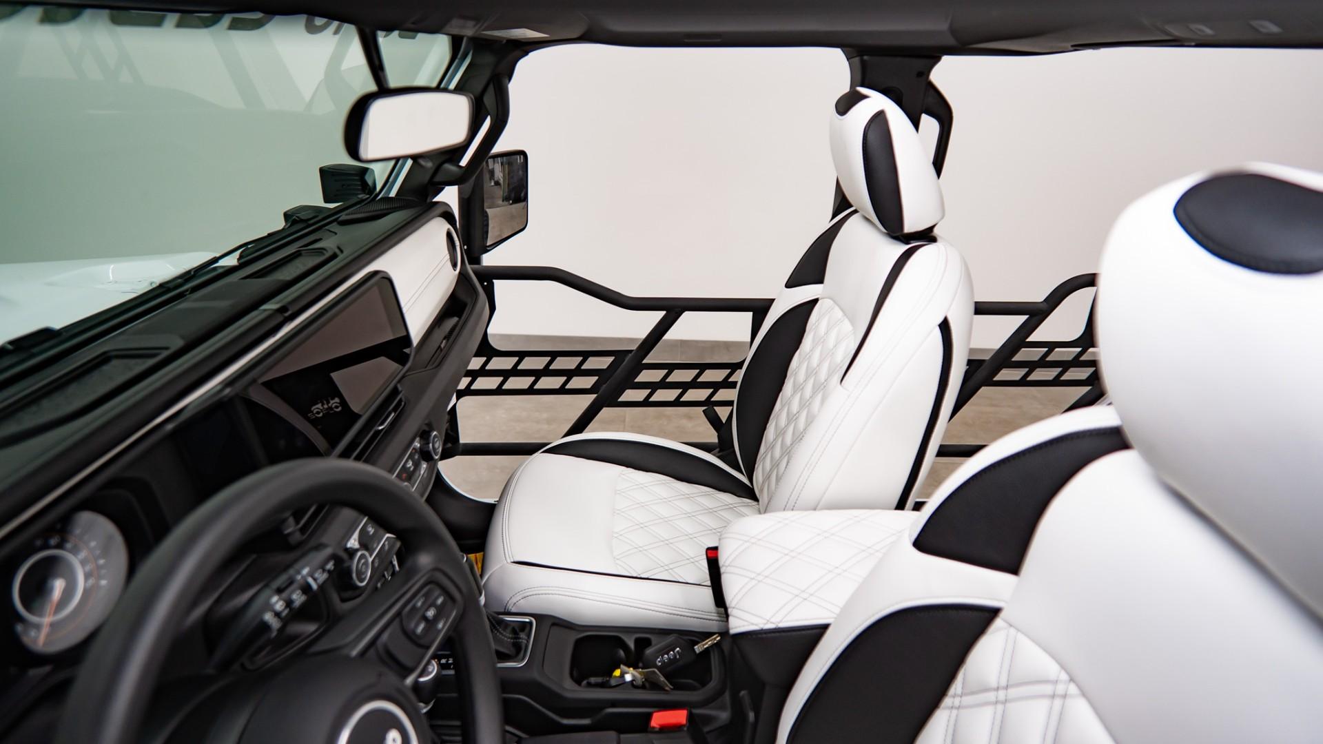 2026 JEEP WRANGLER 4X4 in White, photo 31 of 60