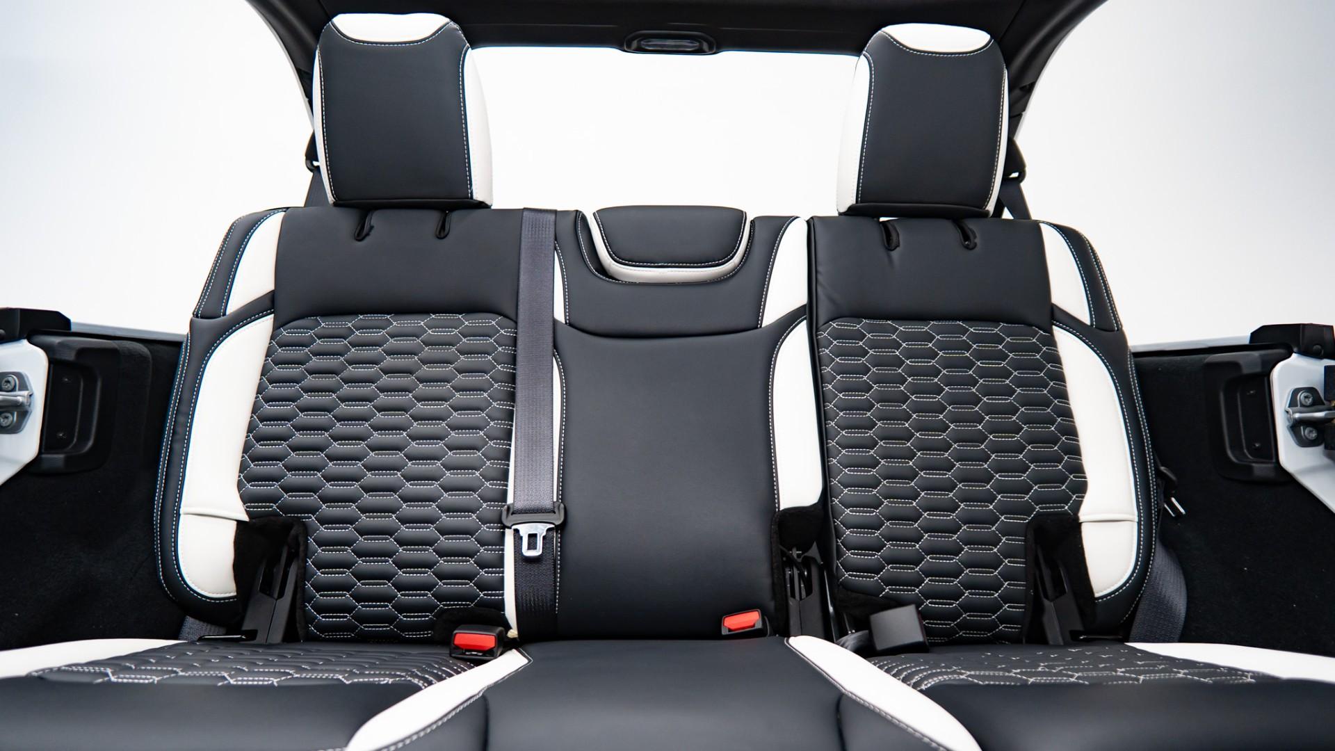 2025 JEEP WRANGLER in White, photo 19 of 51
