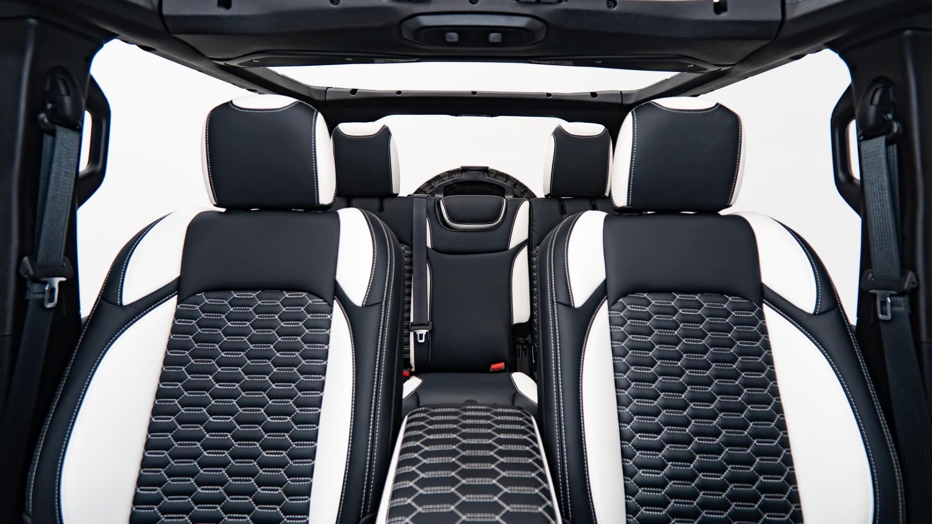 2025 JEEP WRANGLER in White, photo 3 of 51