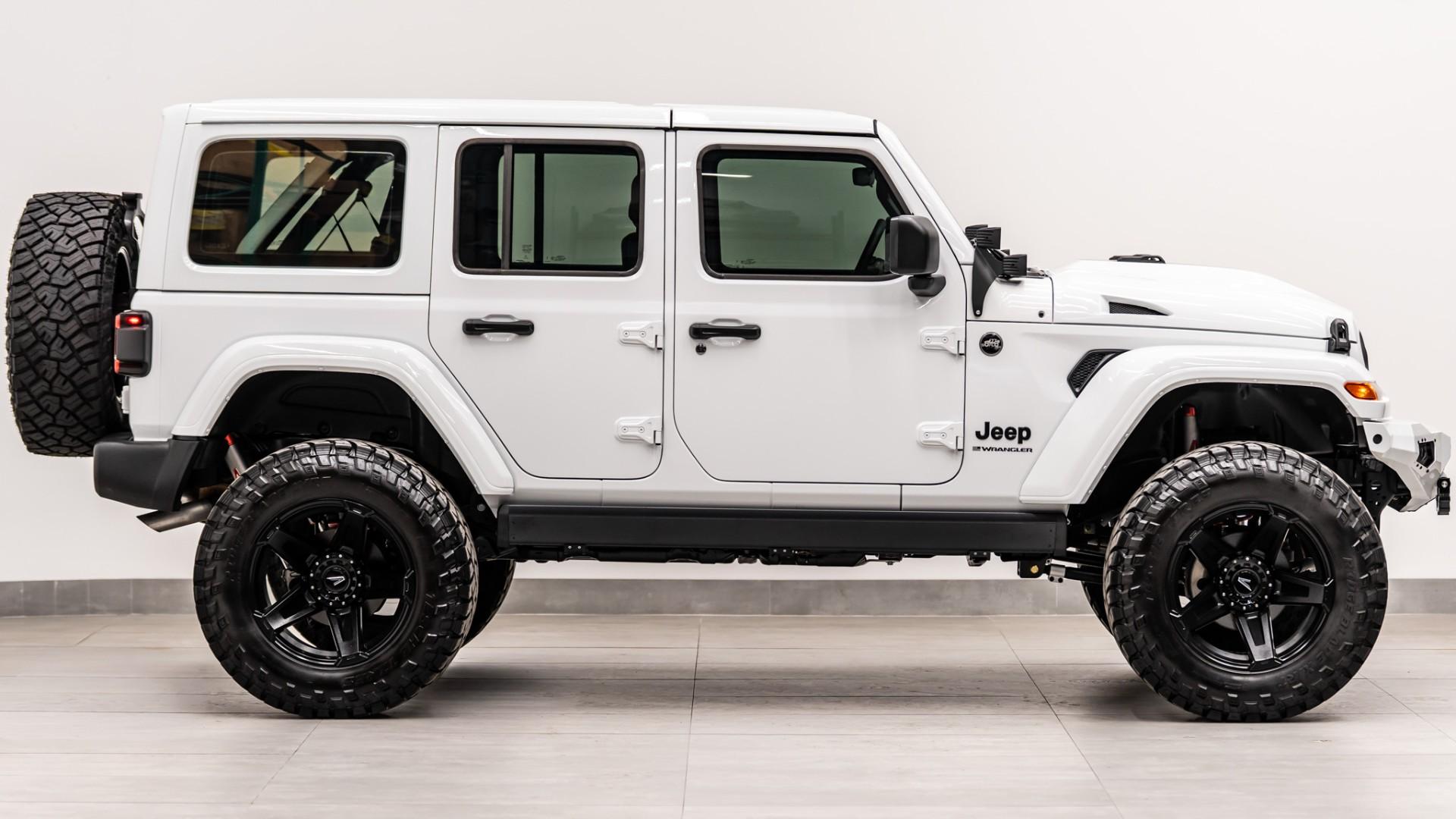 2025 JEEP WRANGLER in White, photo 7 of 51