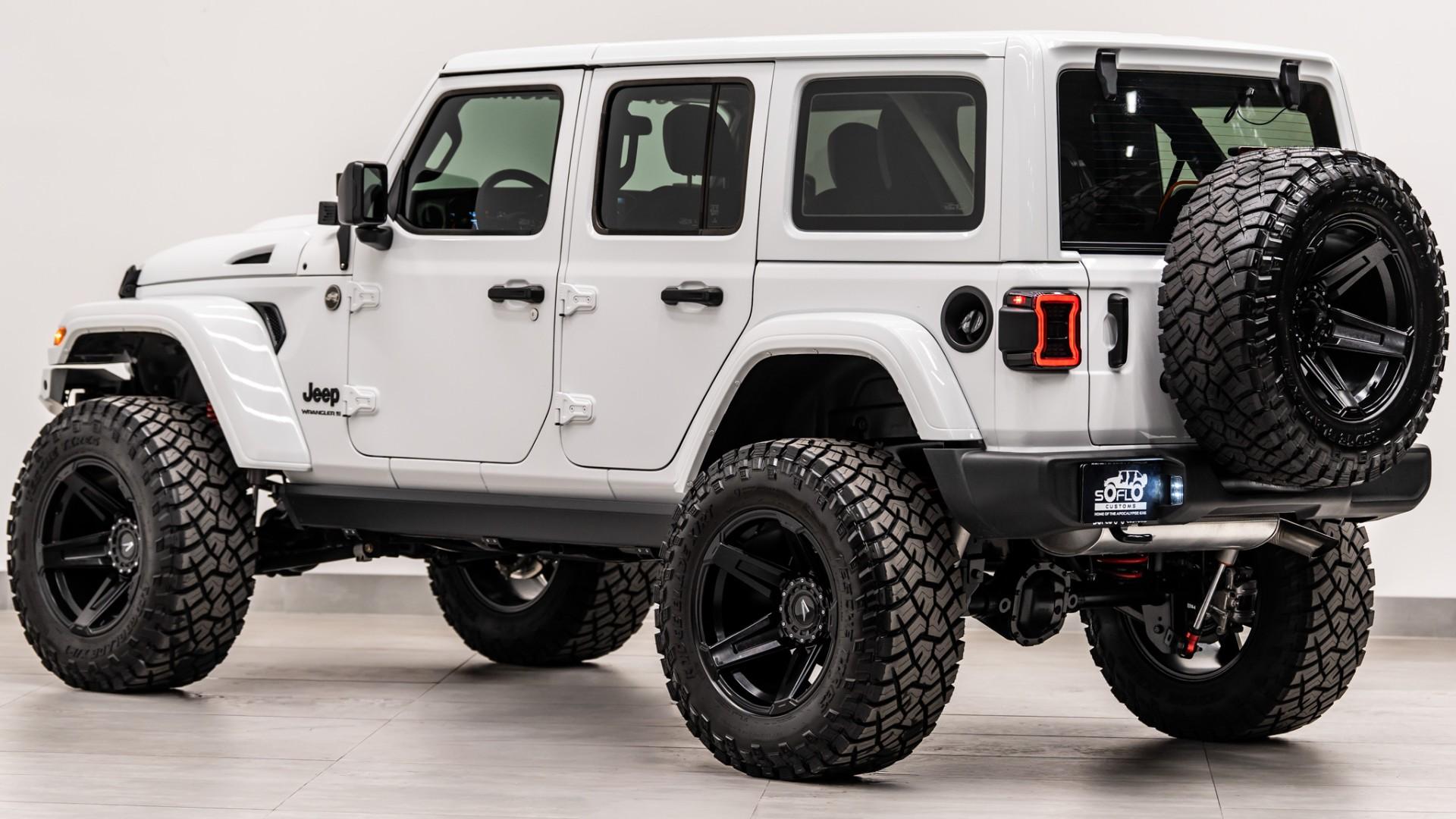 2025 JEEP WRANGLER in White, photo 10 of 51