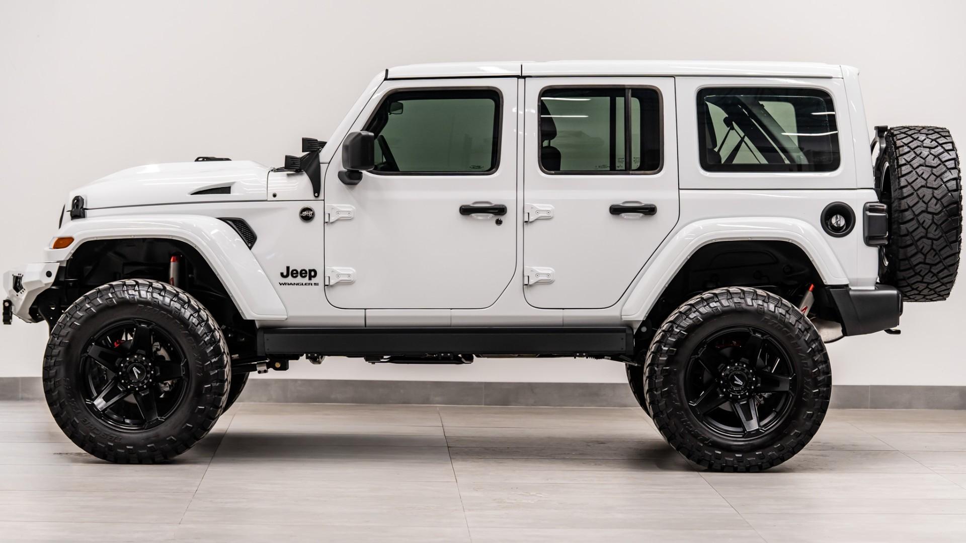 2025 JEEP WRANGLER in White, photo 11 of 51