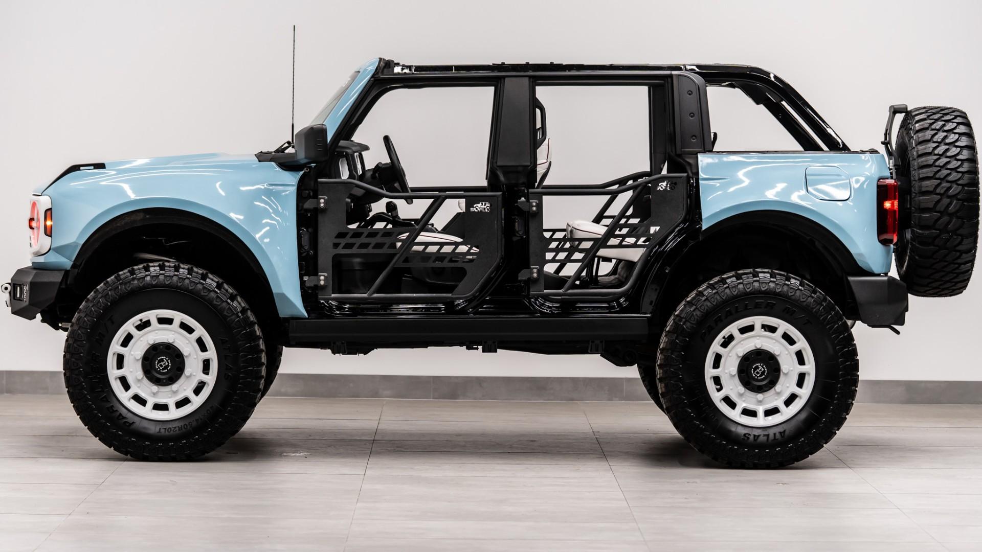 2024 FORD BRONCO 4X4 in Baby Blue, photo 16 of 60