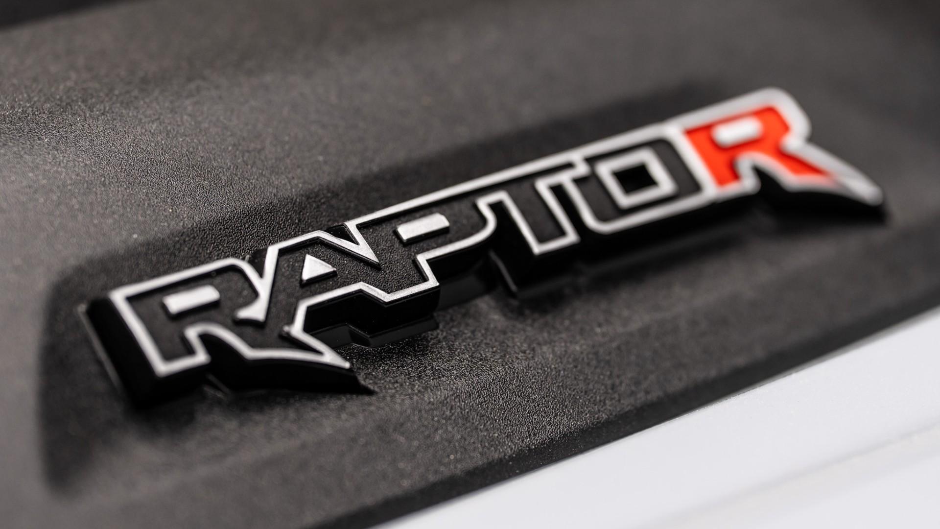 2025 FORD F-150 RAPTOR R in White, photo 29 of 56