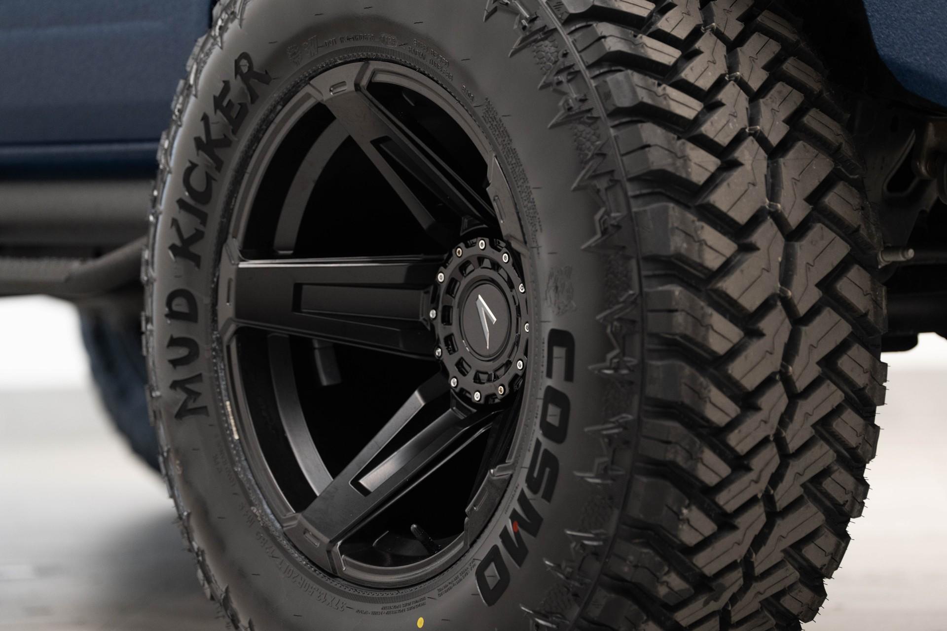 2025 FORD BRONCO in Navy, photo 22 of 55