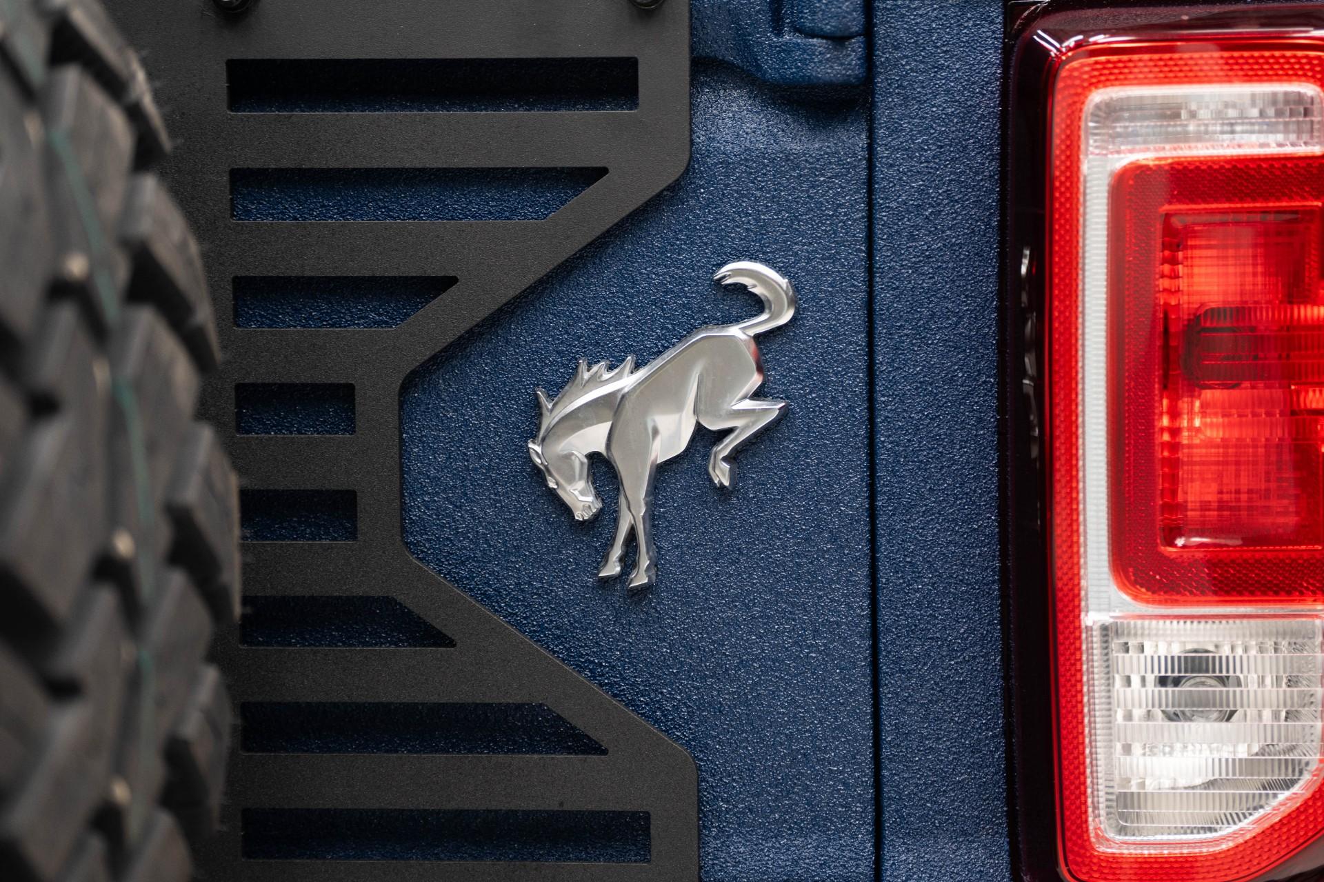2025 FORD BRONCO in Navy, photo 8 of 55