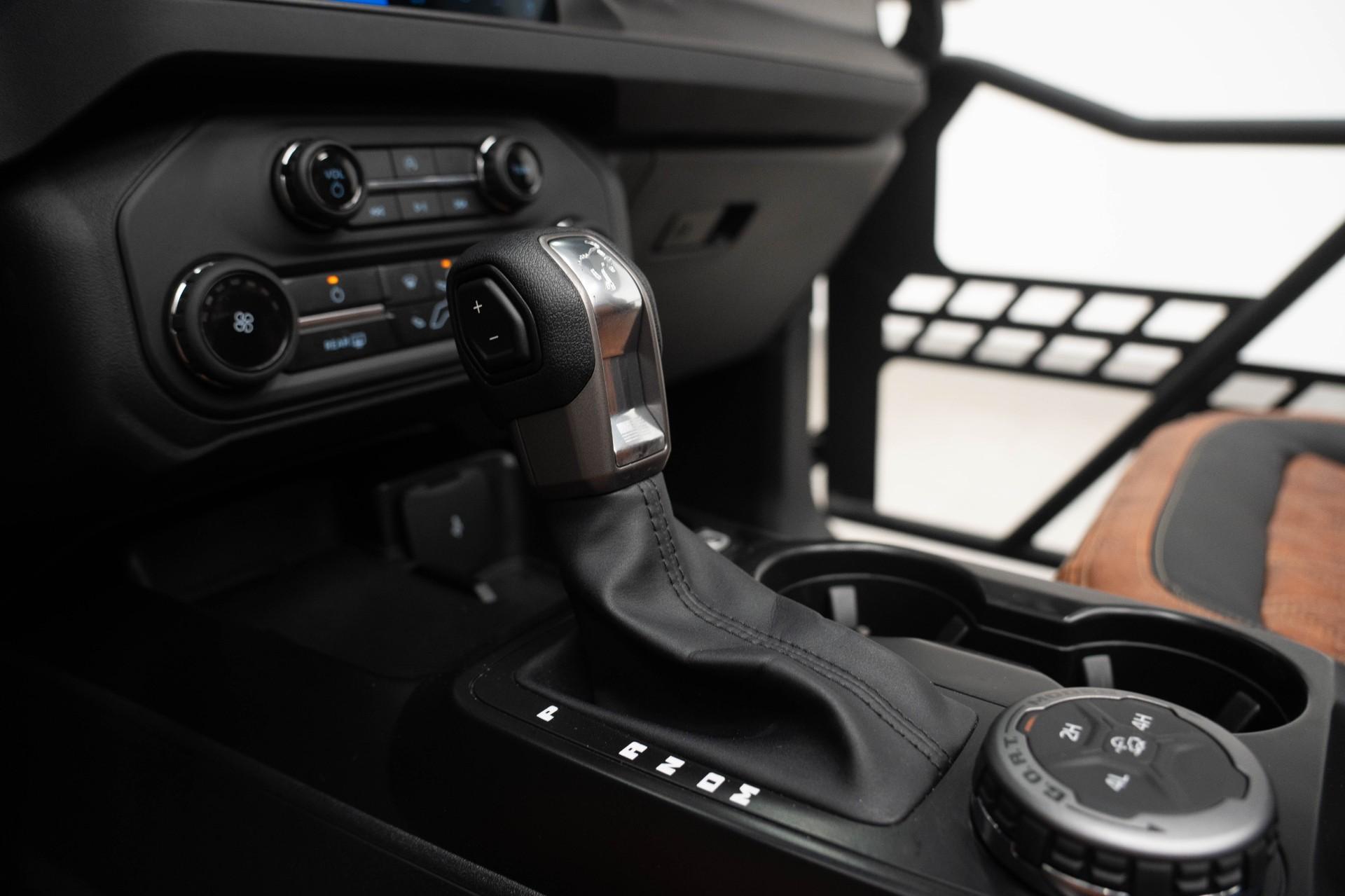 2025 FORD BRONCO in Navy, photo 51 of 55