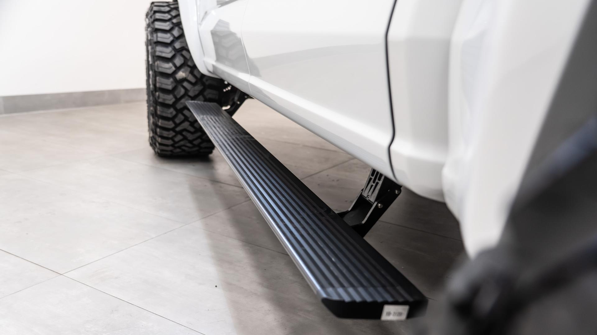 2025 FORD F-150 RAPTOR in White, photo 53 of 57