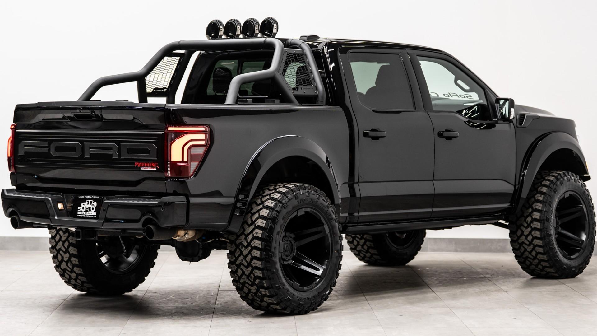 2025 FORD F-150 LARIAT in Black, photo 8 of 60