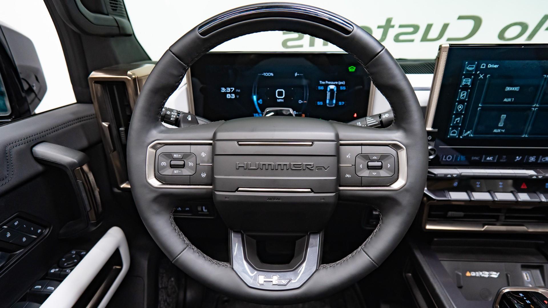 2024 GMC HUMMER EV 3X in VOID BLACK, photo 17 of 60