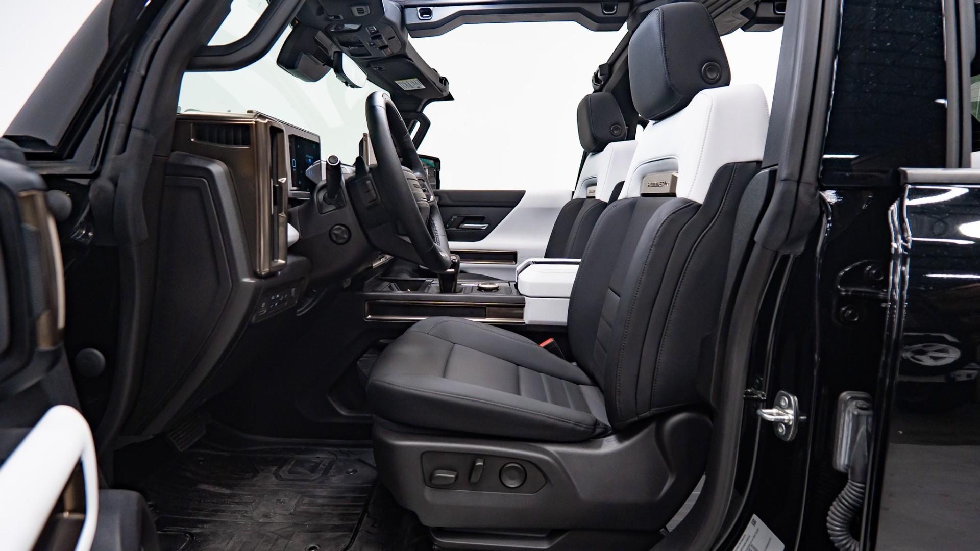 2024 GMC HUMMER EV 3X in VOID BLACK, photo 18 of 60