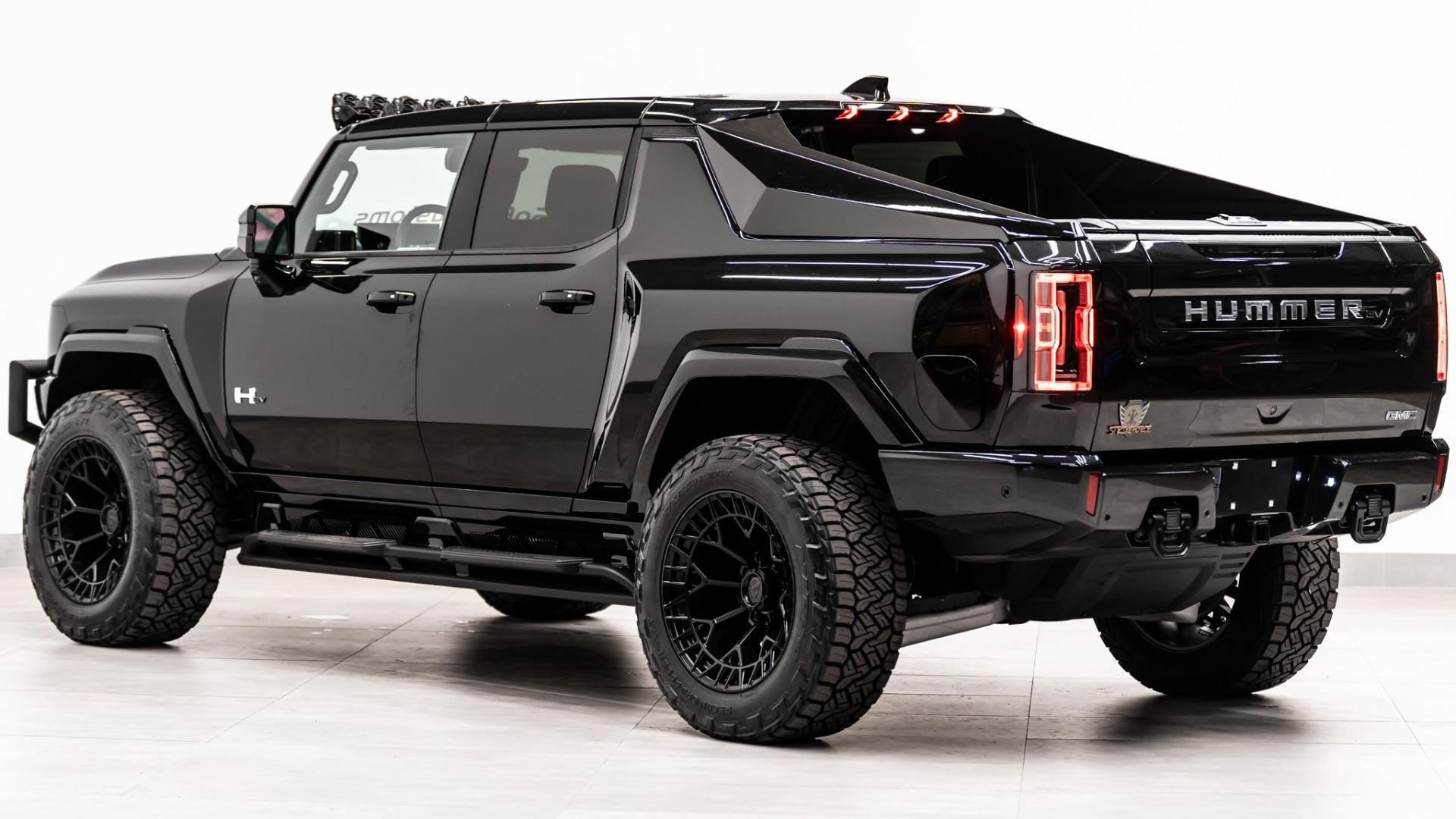 2024 GMC HUMMER EV 3X in VOID BLACK, photo 10 of 60