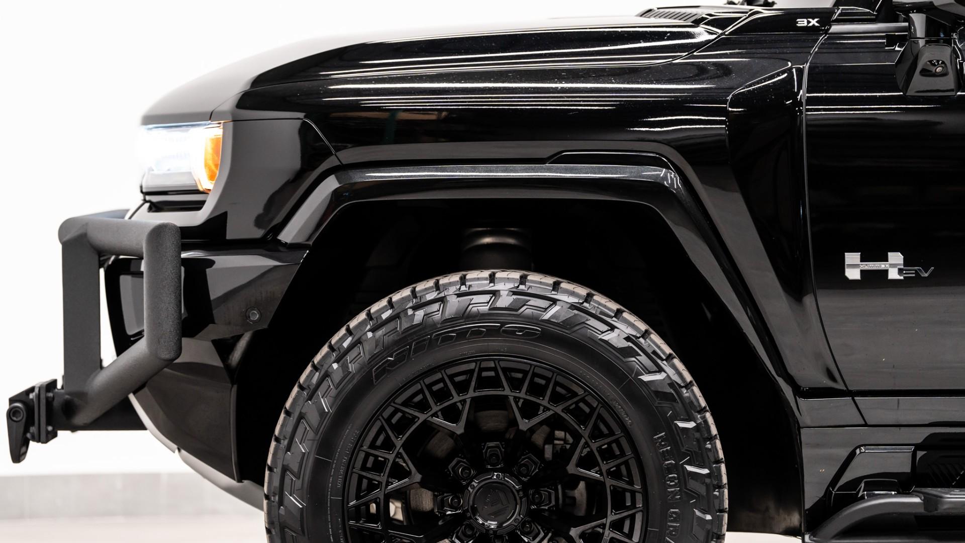2024 GMC HUMMER EV 3X in VOID BLACK, photo 59 of 60