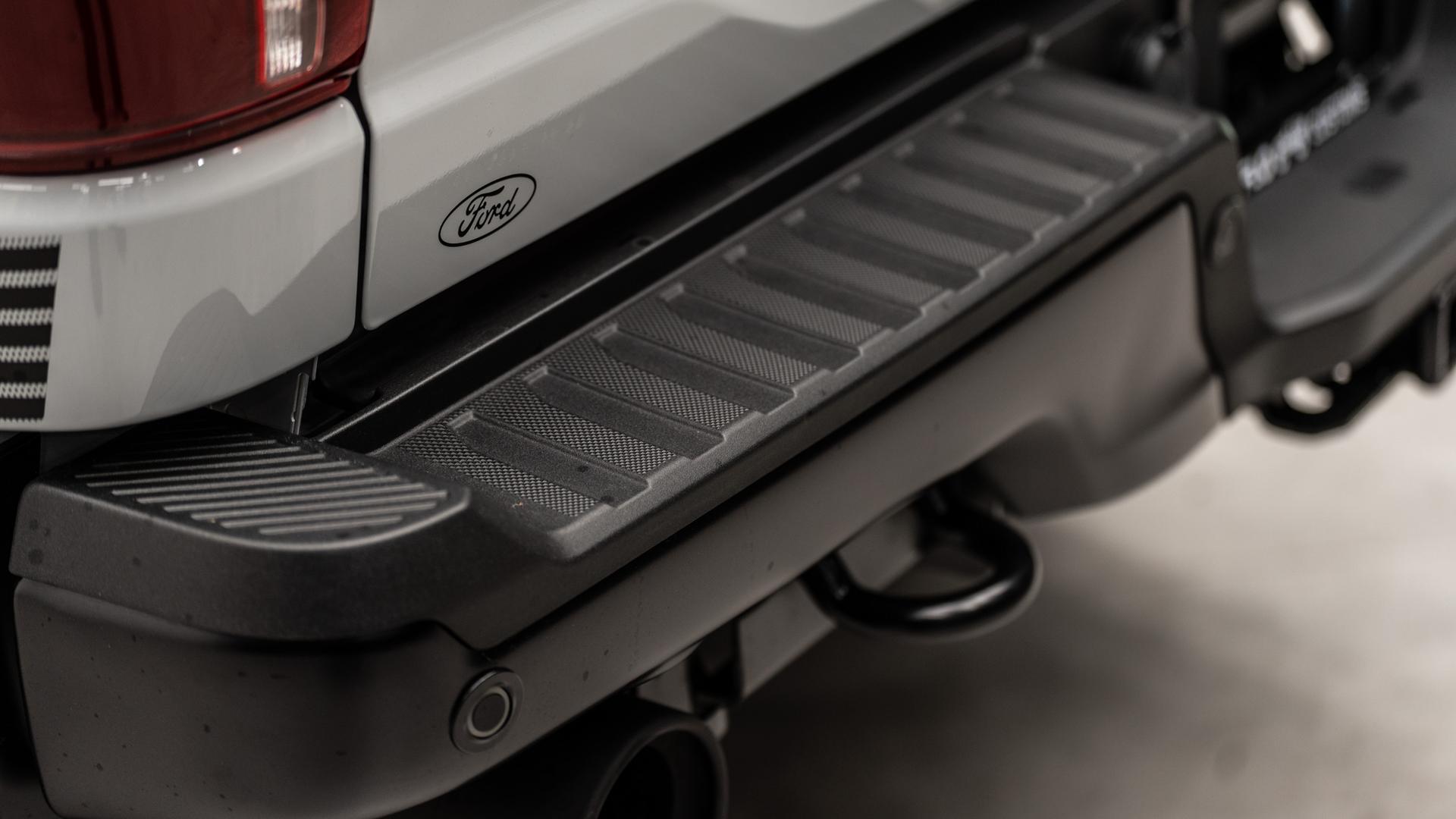2026 FORD F-150 RAPTOR R in Avalanche, photo 12 of 52