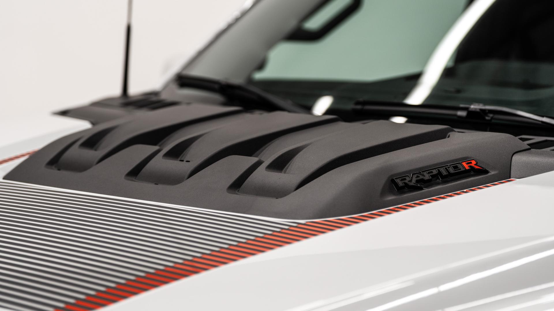 2026 FORD F-150 RAPTOR R in Avalanche, photo 24 of 52