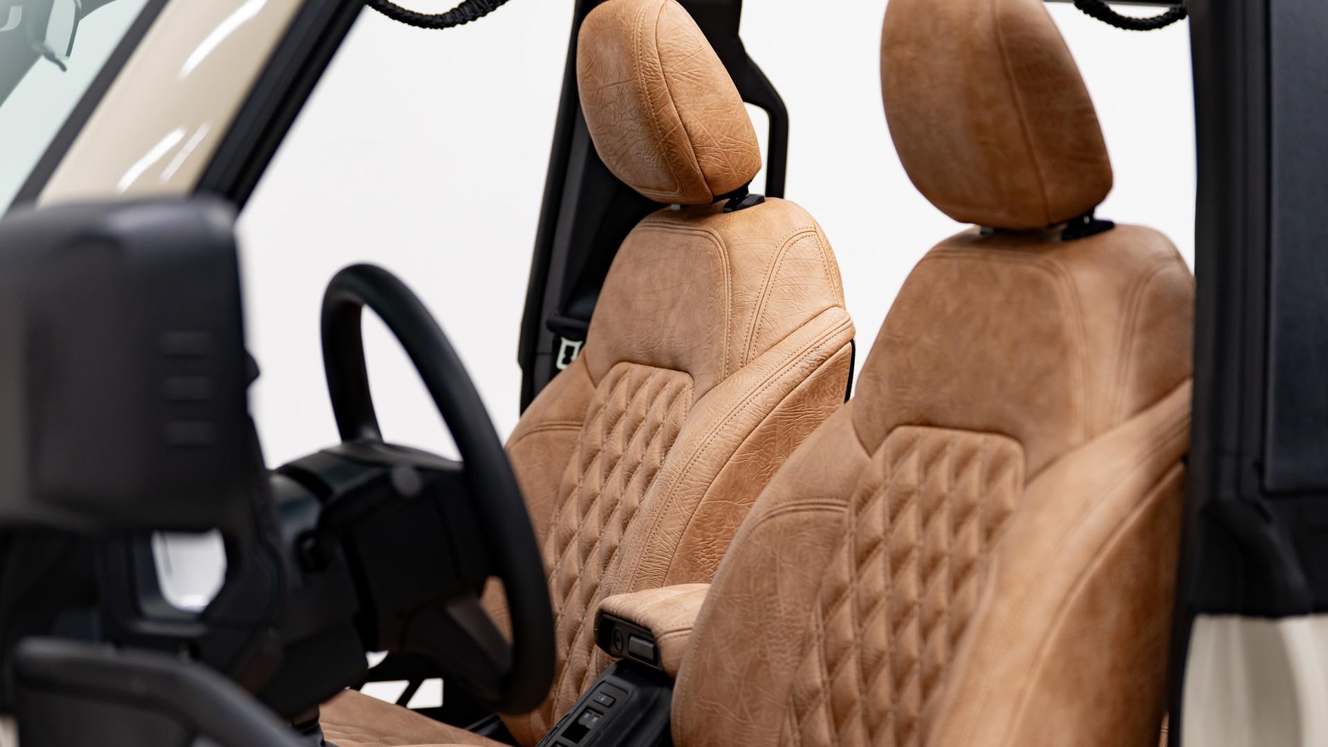 2026 FORD BRONCO in Tan, photo 34 of 54