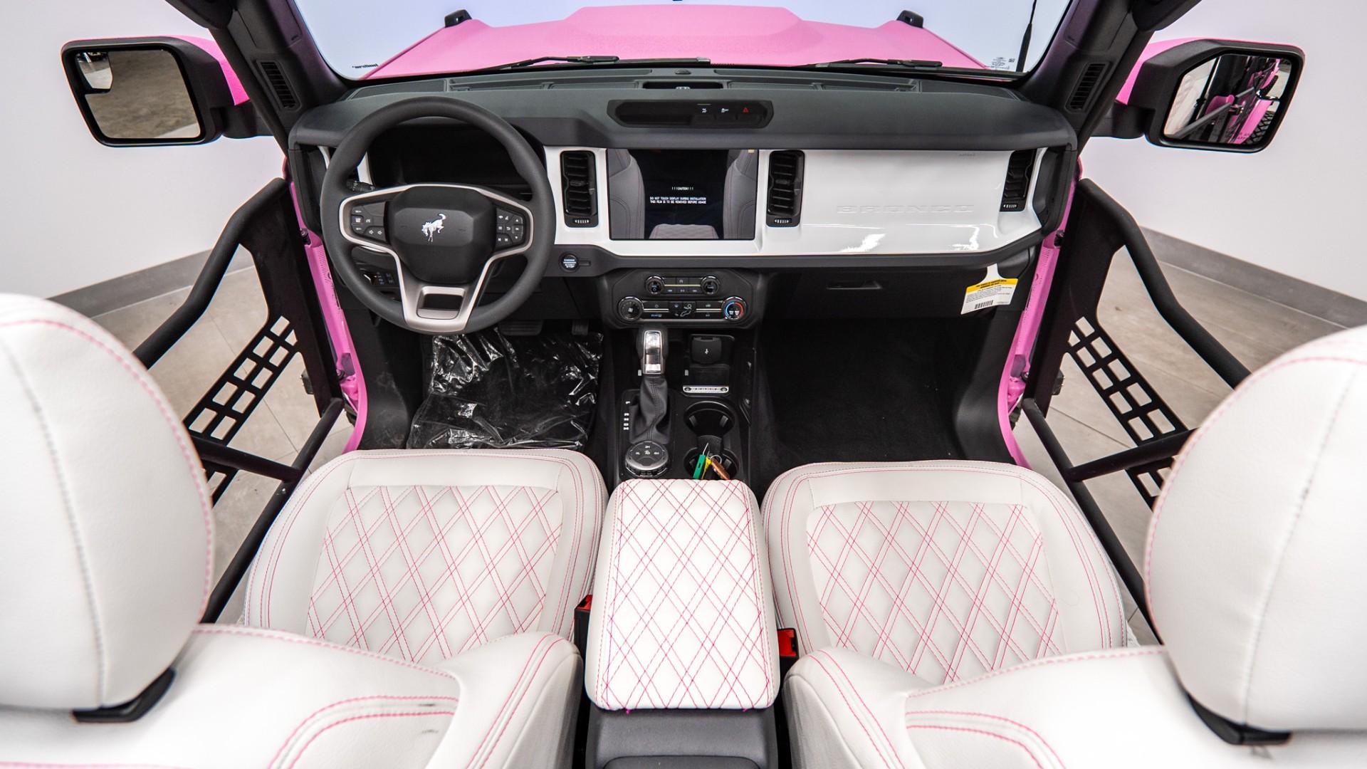 2026 FORD BRONCO in Pink, photo 2 of 60