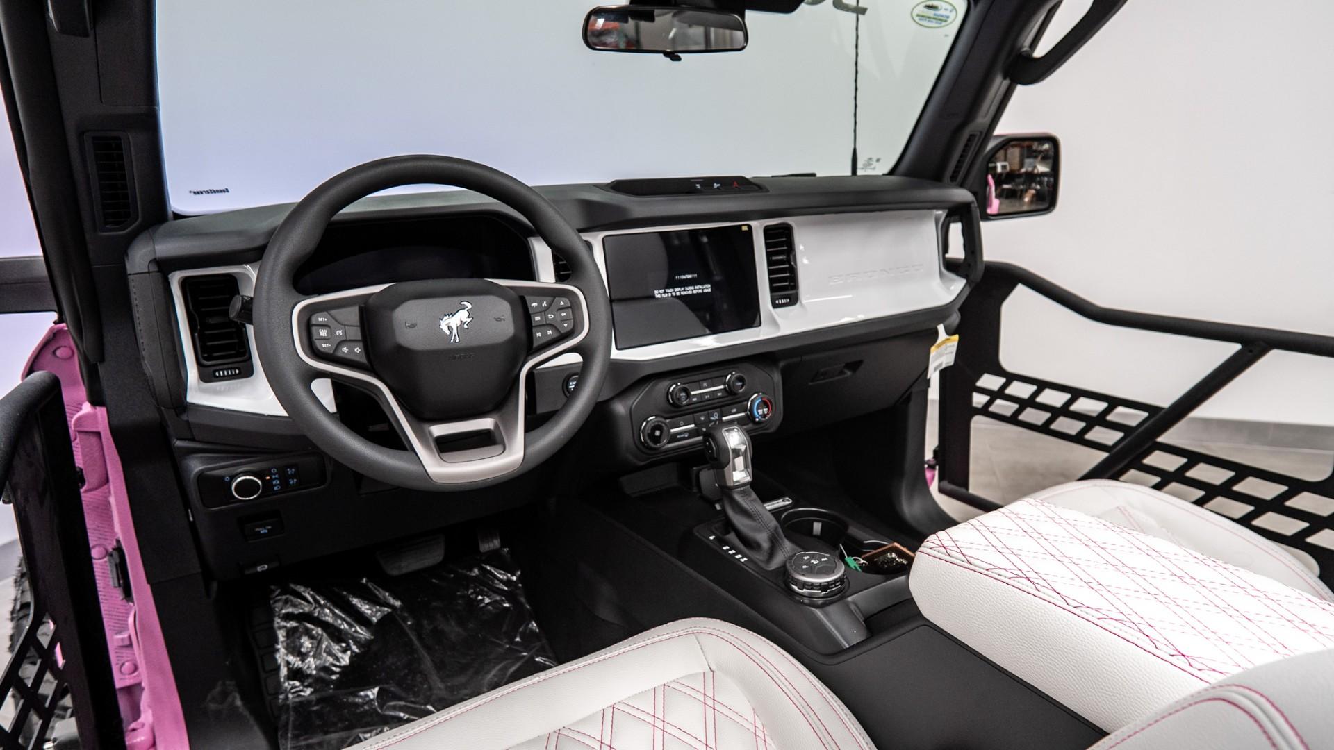2026 FORD BRONCO in Pink, photo 31 of 60