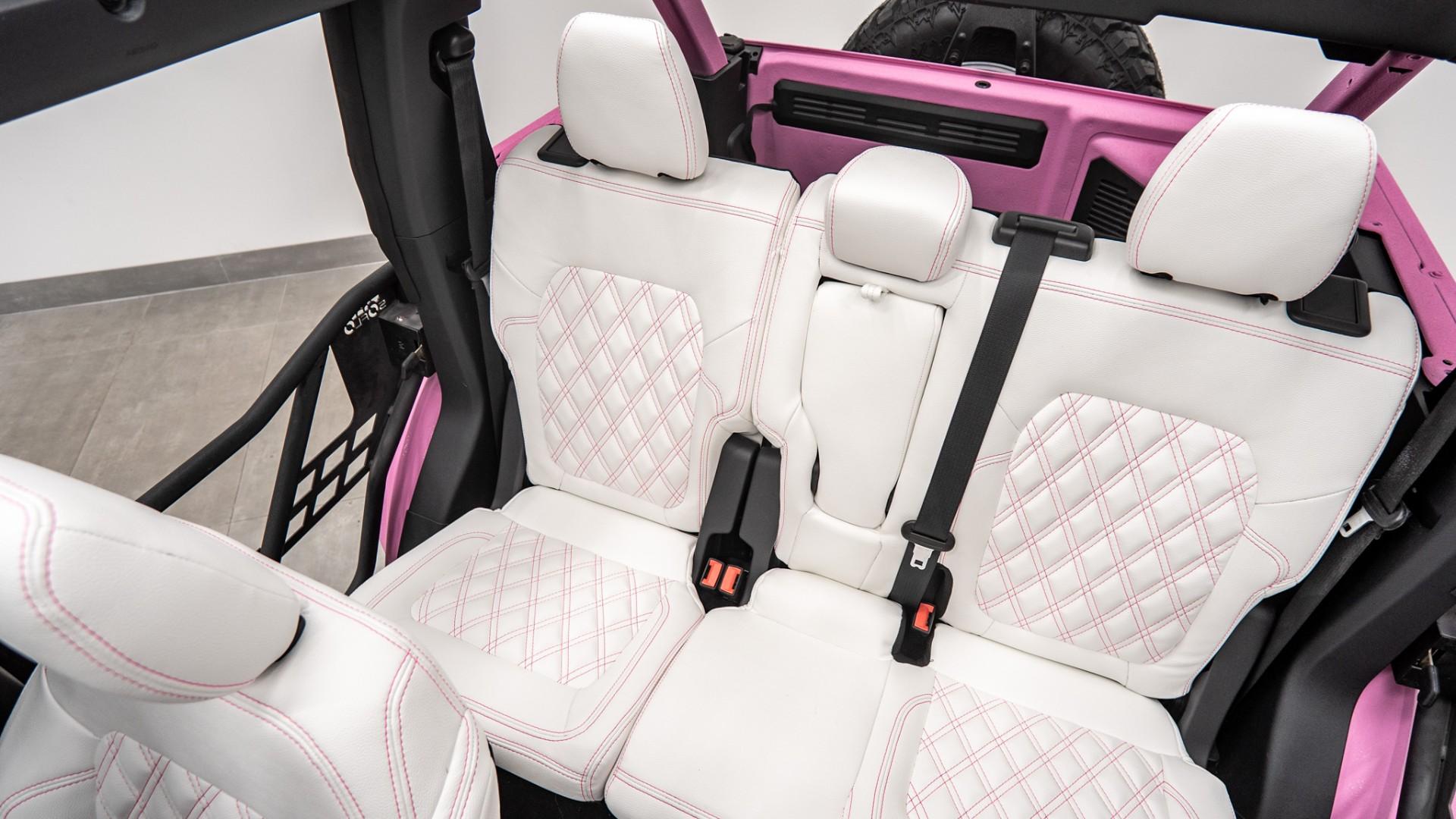 2026 FORD BRONCO in Pink, photo 34 of 60