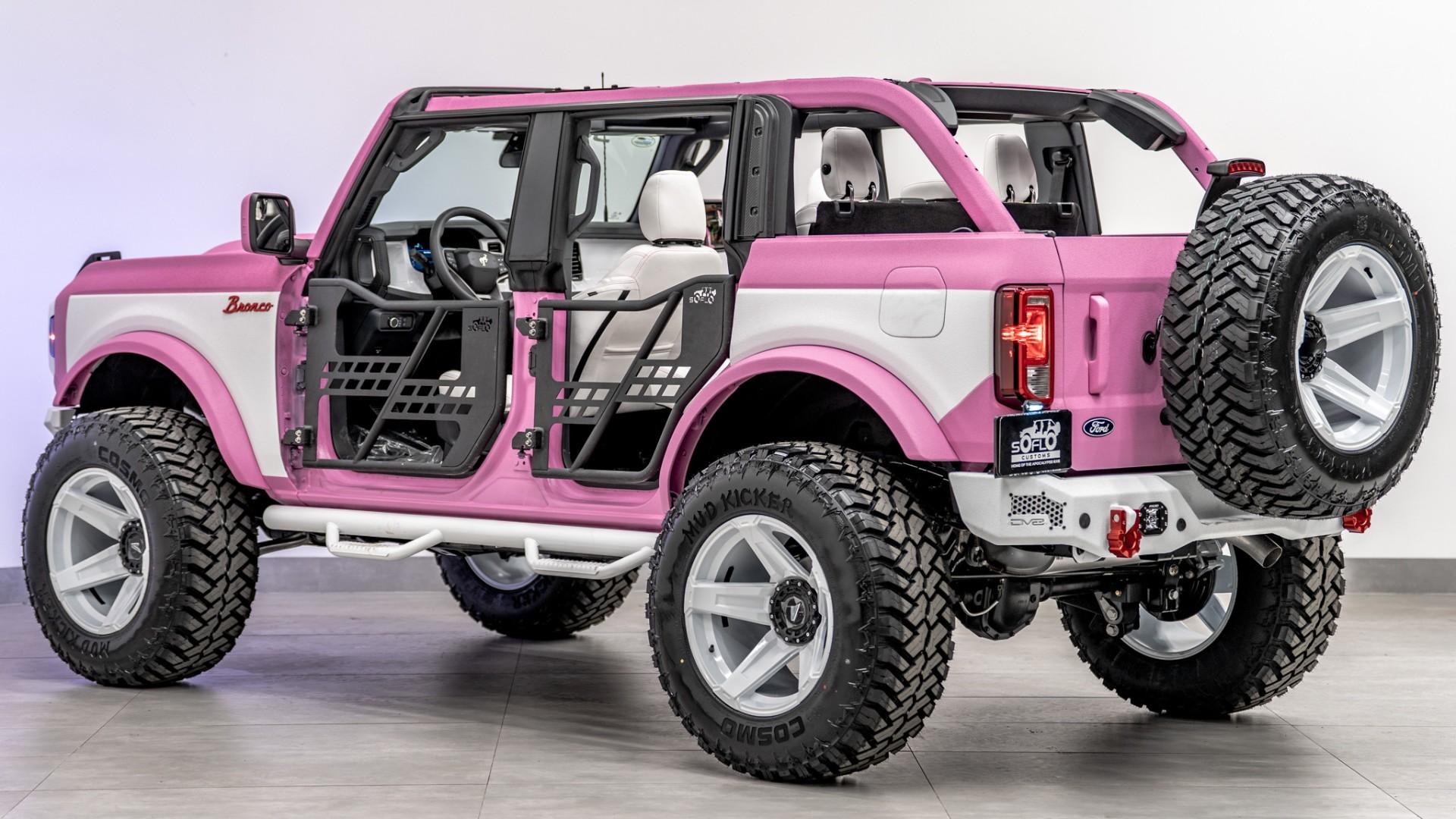 2026 FORD BRONCO in Pink, photo 17 of 60