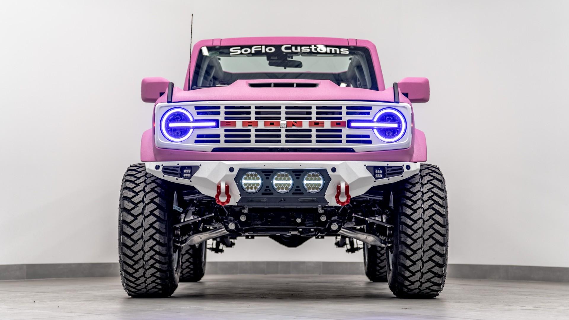 2026 FORD BRONCO in Pink, photo 12 of 60