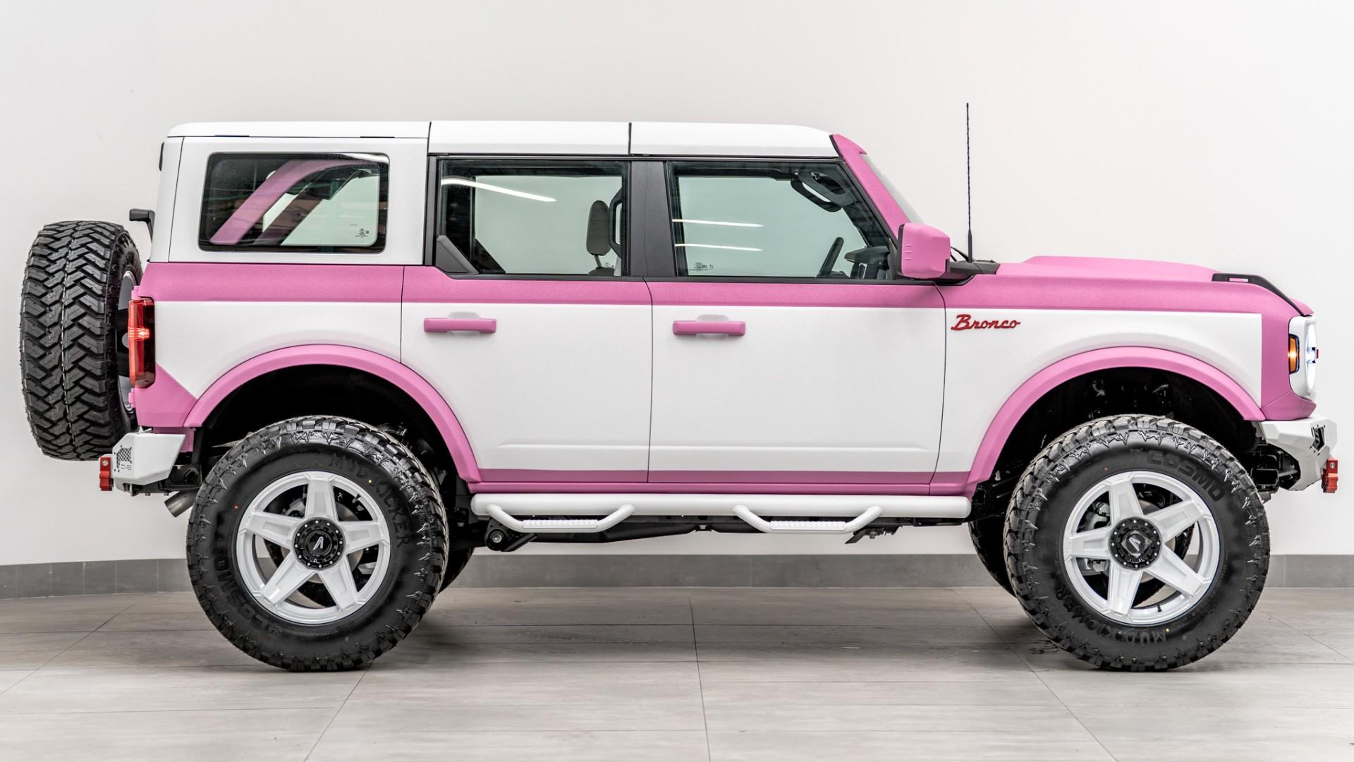 2026 FORD BRONCO in Pink, photo 6 of 60