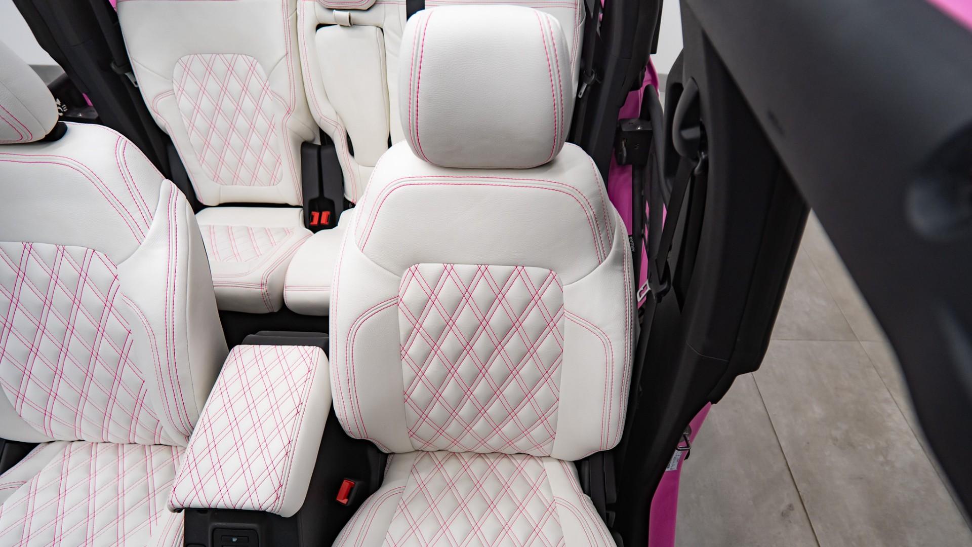 2026 FORD BRONCO in Pink, photo 34 of 53