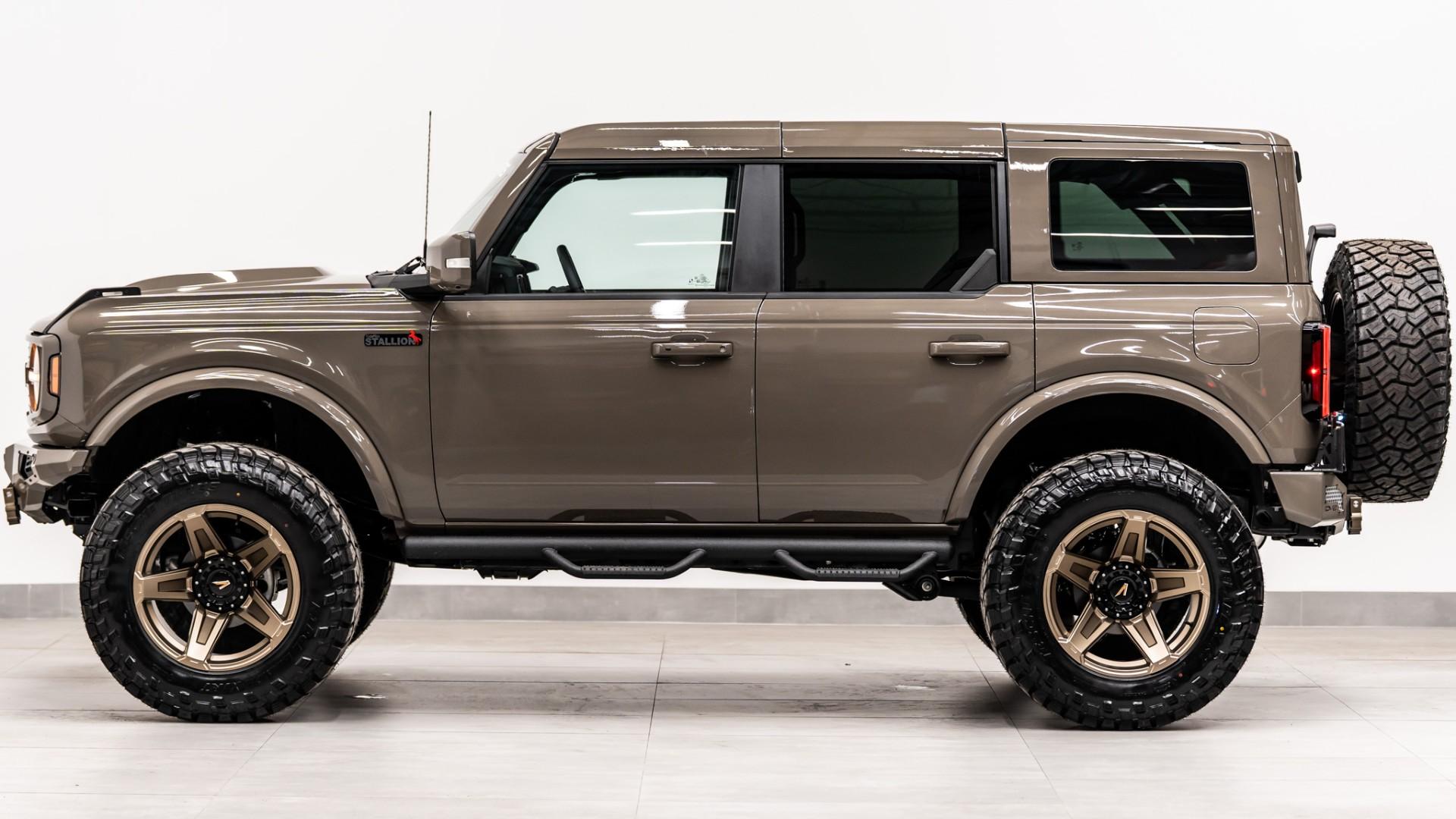 2026 FORD BRONCO in Marsh Gray, photo 14 of 56